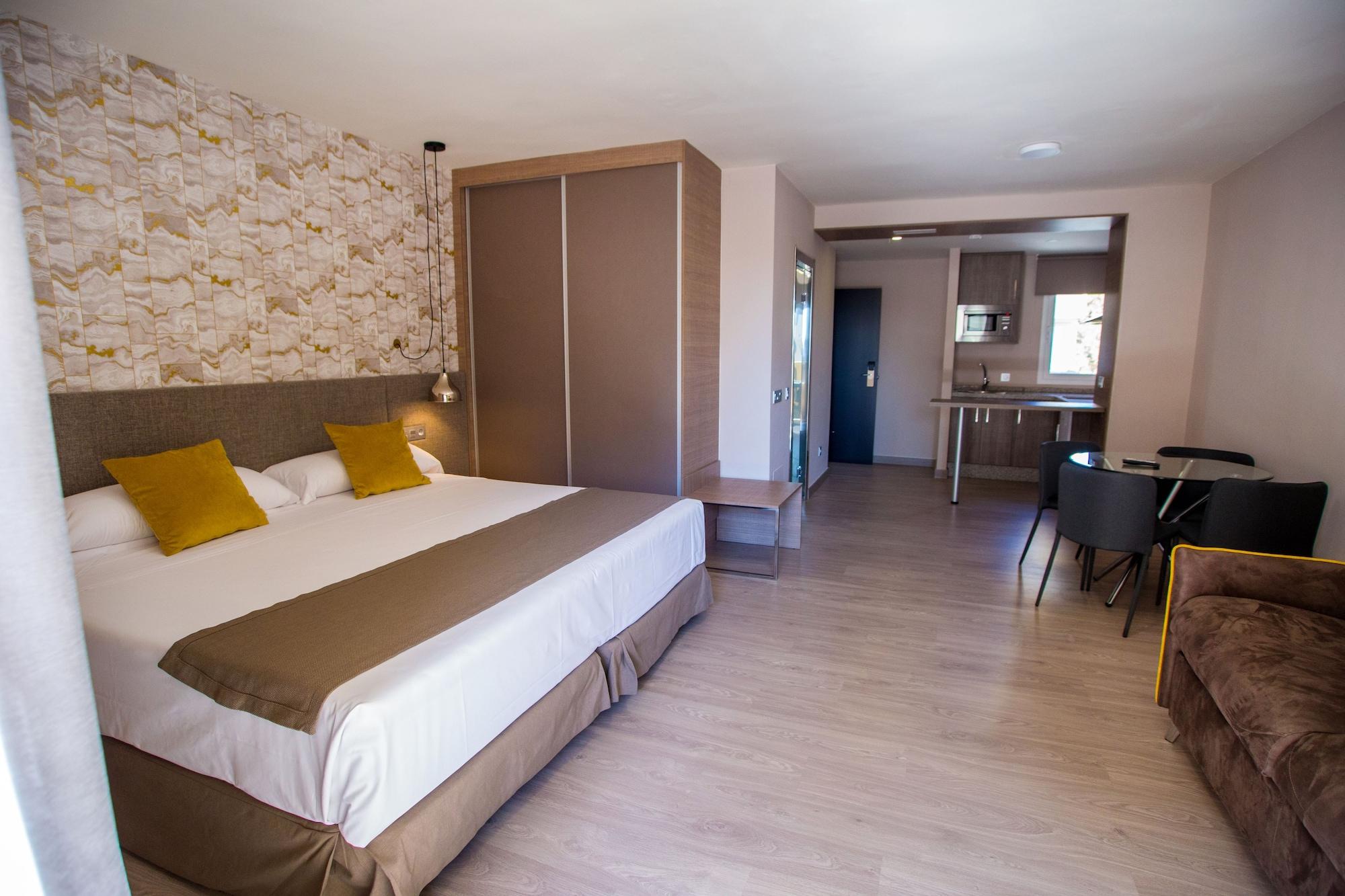 Ona Marbella Inn Exterior photo